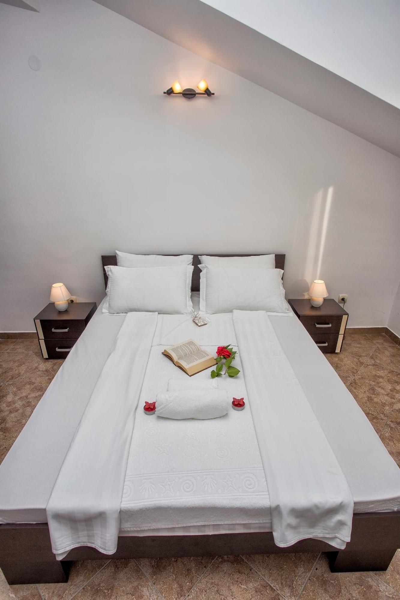 Apartment Sun Village Goran Herceg Novi Rum bild