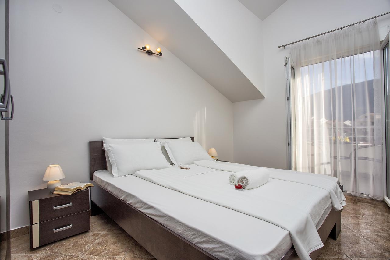 Apartment Sun Village Goran Herceg Novi Rum bild