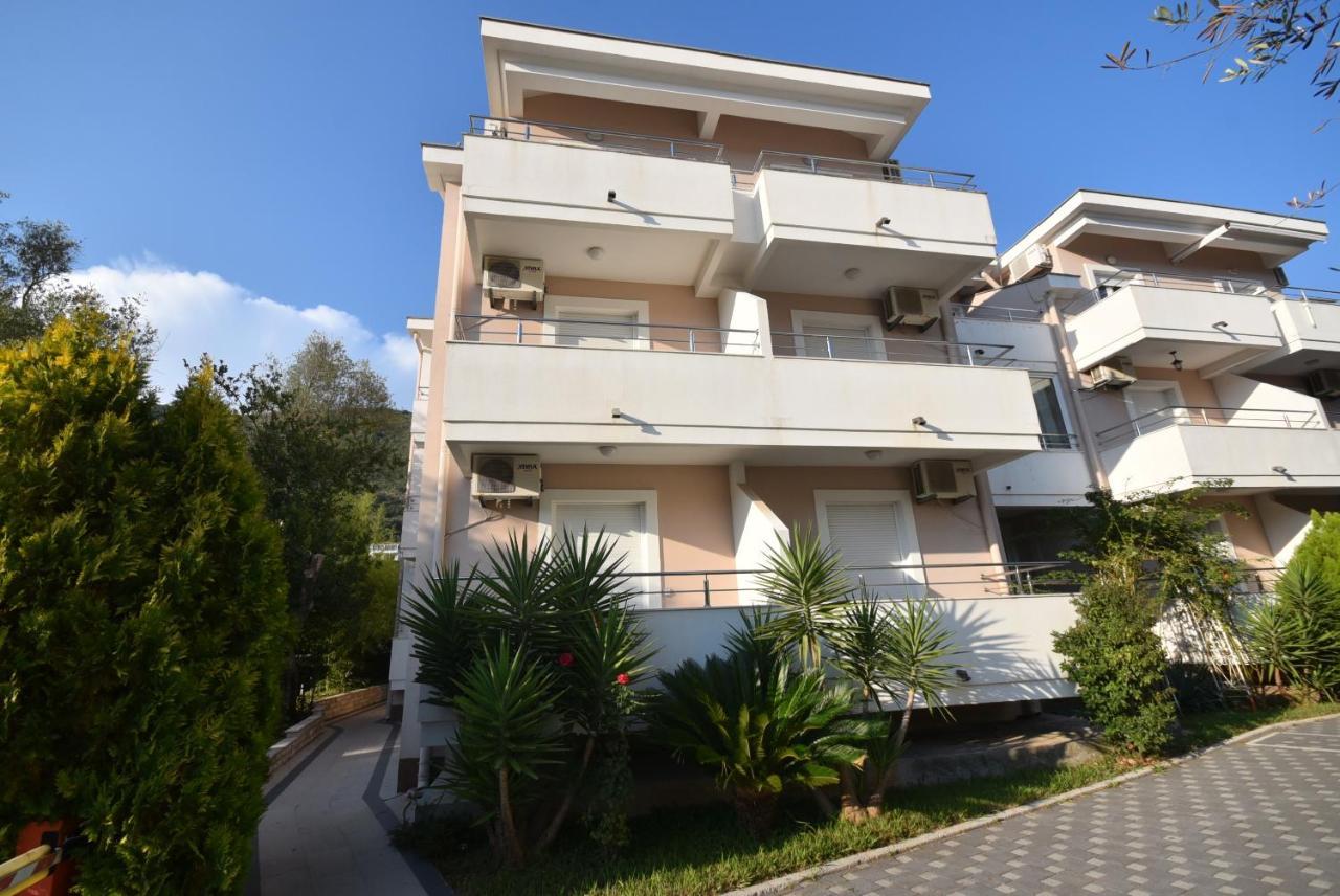 Apartment Sun Village Goran Herceg Novi Exteriör bild